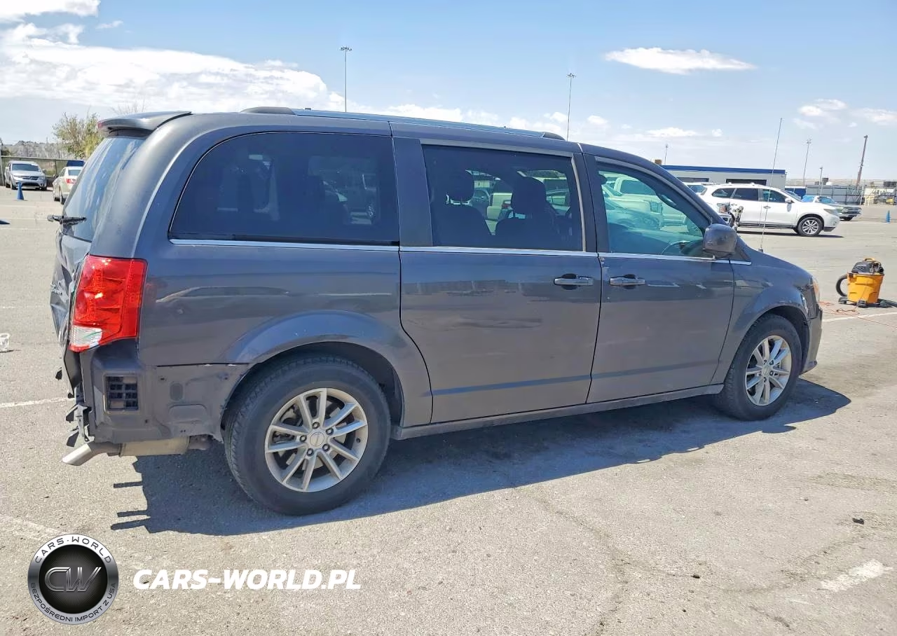 2019 Dodge Grand Caravan Sxt VIN:2C4RDGCG7KR754860 - 3