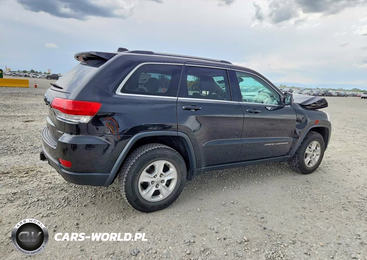 2014 Jeep Grand Cherokee Laredo VIN:1C4RJFAG1EC243096 - 3