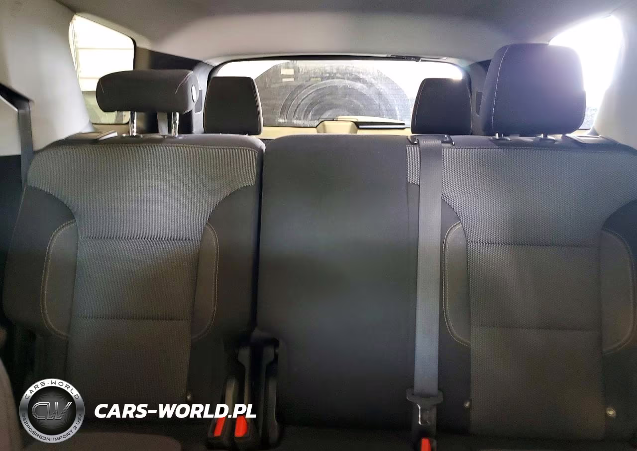 2018 Chevrolet Traverse Ls VIN:1GNERFKWXJJ203772 - 10