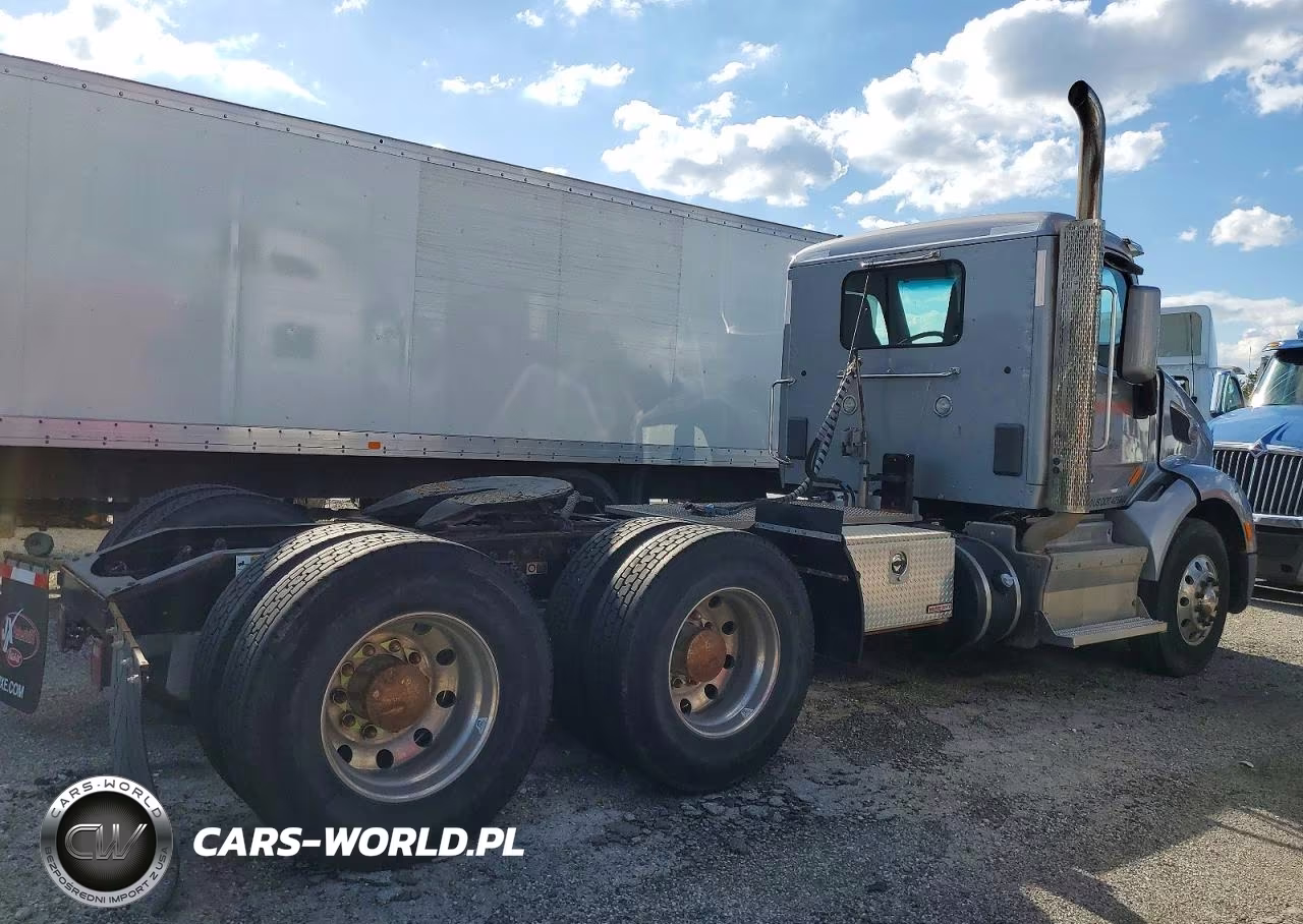 2017 Freightliner Sprinter 3500 Semi Truck VIN:1XPBDP9X8HD358407 - 4