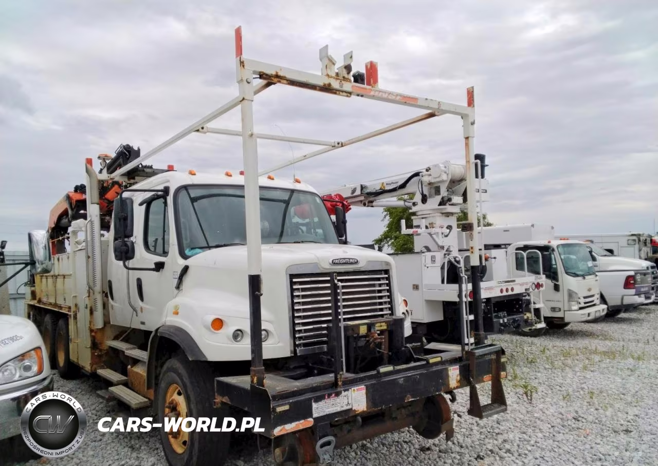 2012 Freightliner Business Class M2 Crane Truck