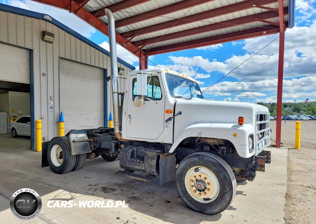 1989 International 2575 Semi Truck VIN:1HSZHGUN6KH655063 - 4