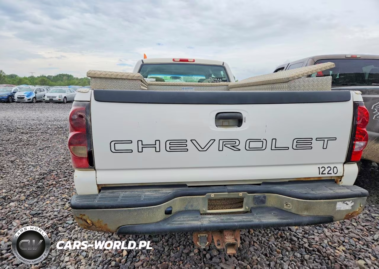 2005 Chevrolet Silverado K2500 Heavy Duty VIN:1GCHK29U55E212692 - 6