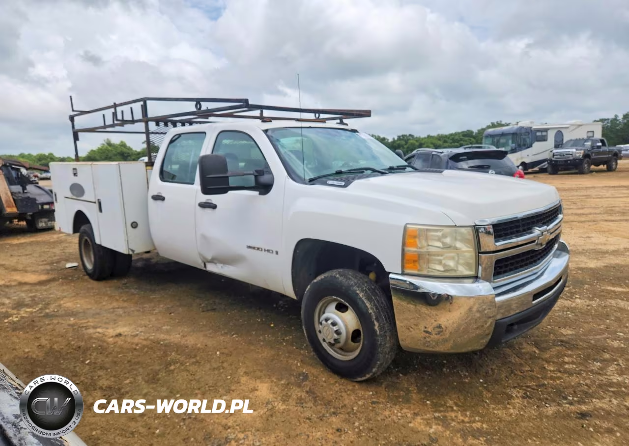 2007 Chevrolet Silverado C3500 VIN:1GBJC33687F553665 - 4