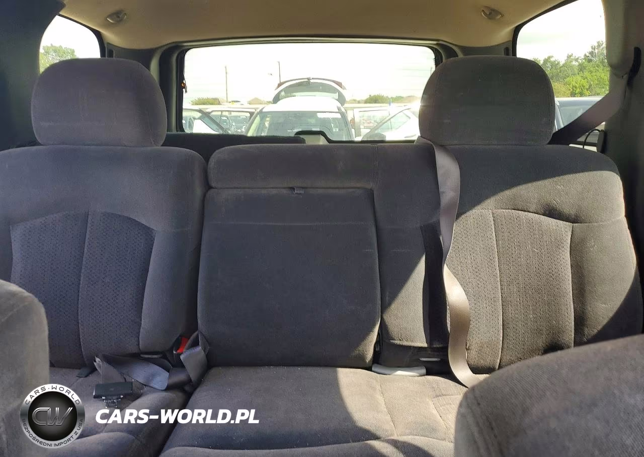2002 Chevrolet Tahoe C1500 VIN:1GNEC13V52R281292 - 10