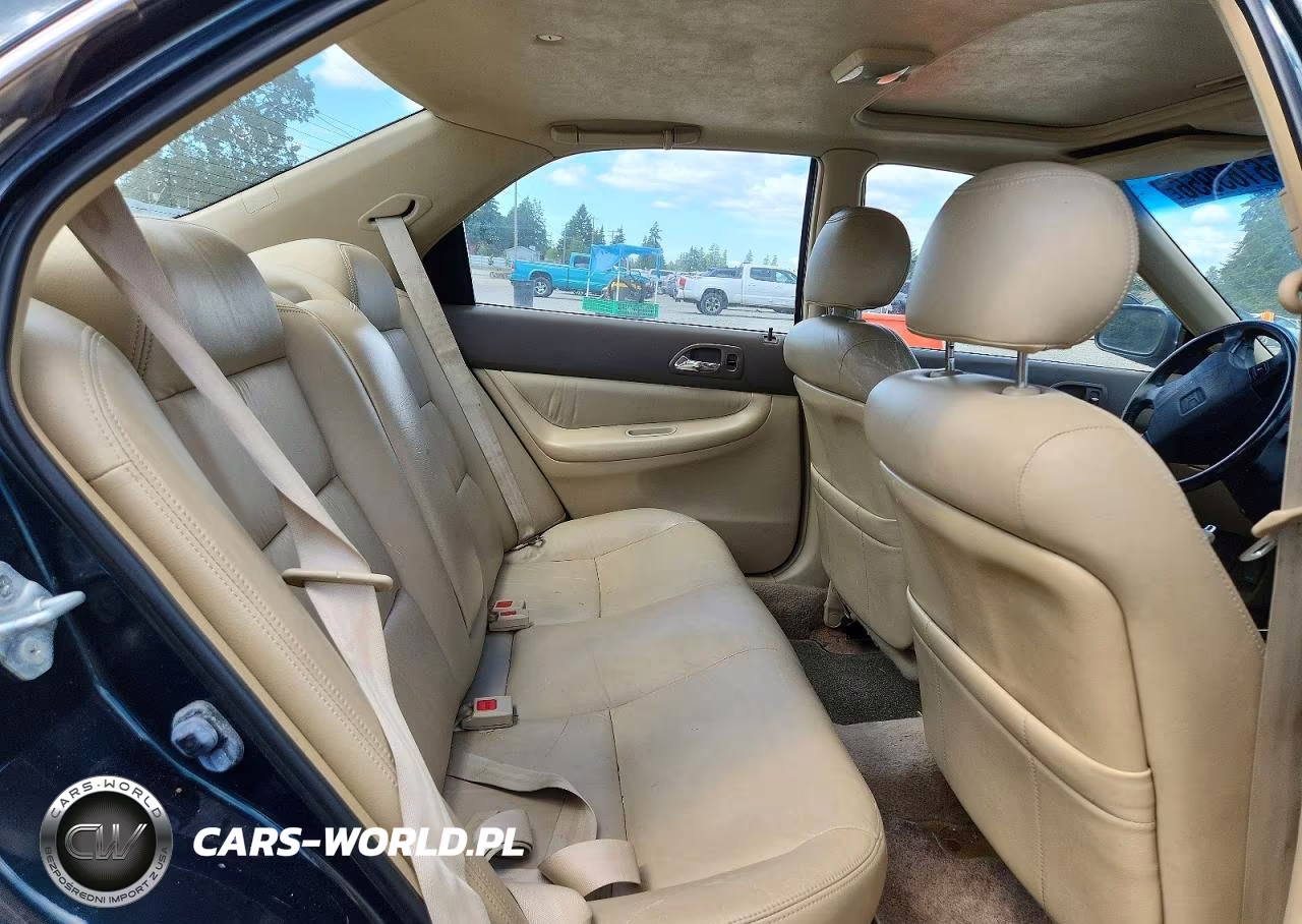 1994 Honda Accord Ex VIN:JHMCD5667RC031749 - 10