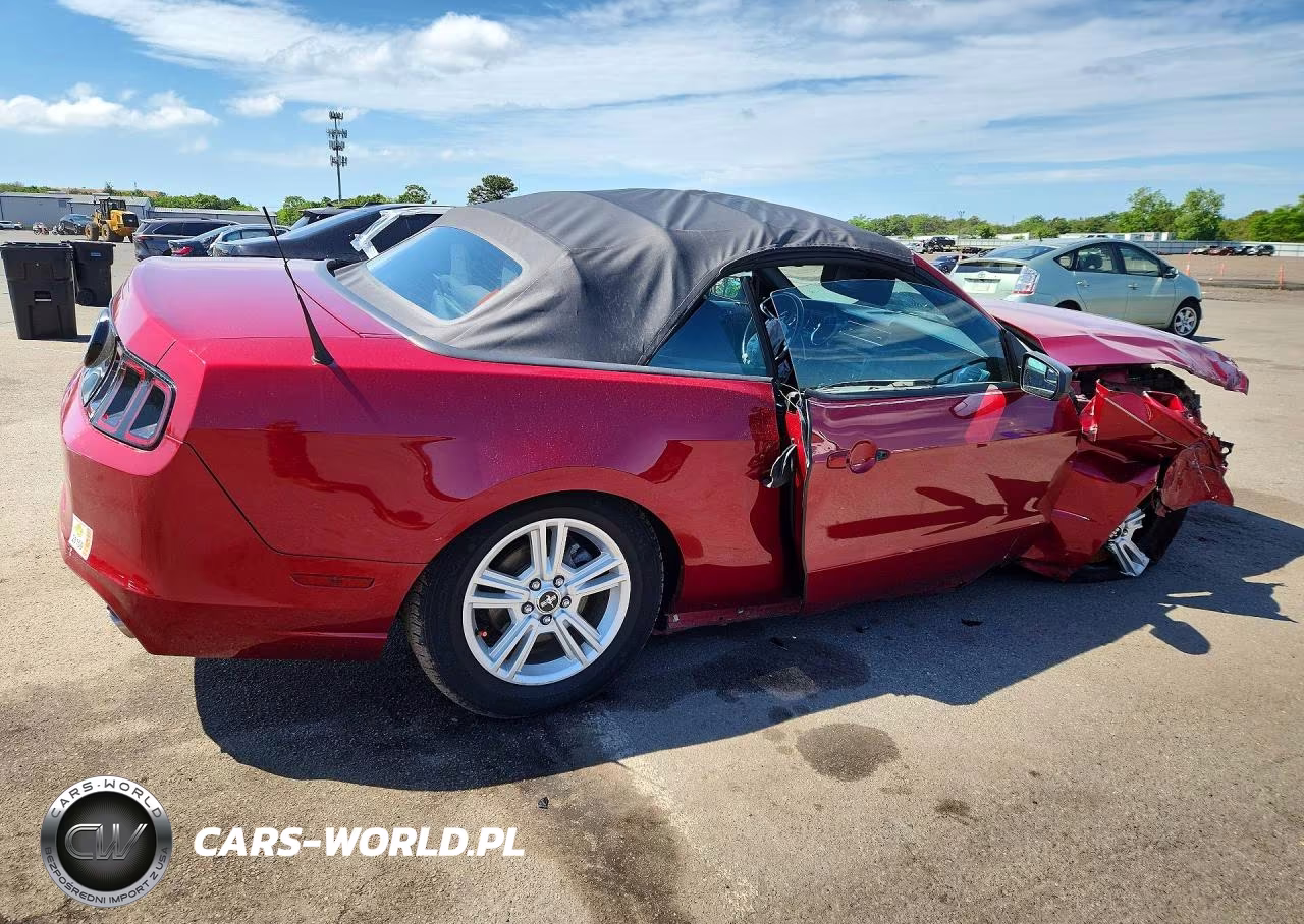 2014 Ford Mustang VIN:1ZVBP8EM2E5205499 - 3