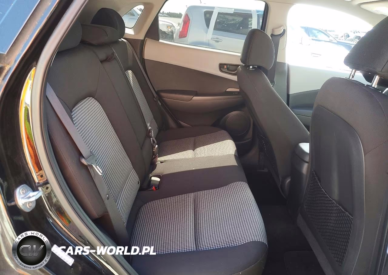 2018 Hyundai Kona Se VIN:KM8K12AA0JU091365 - 11
