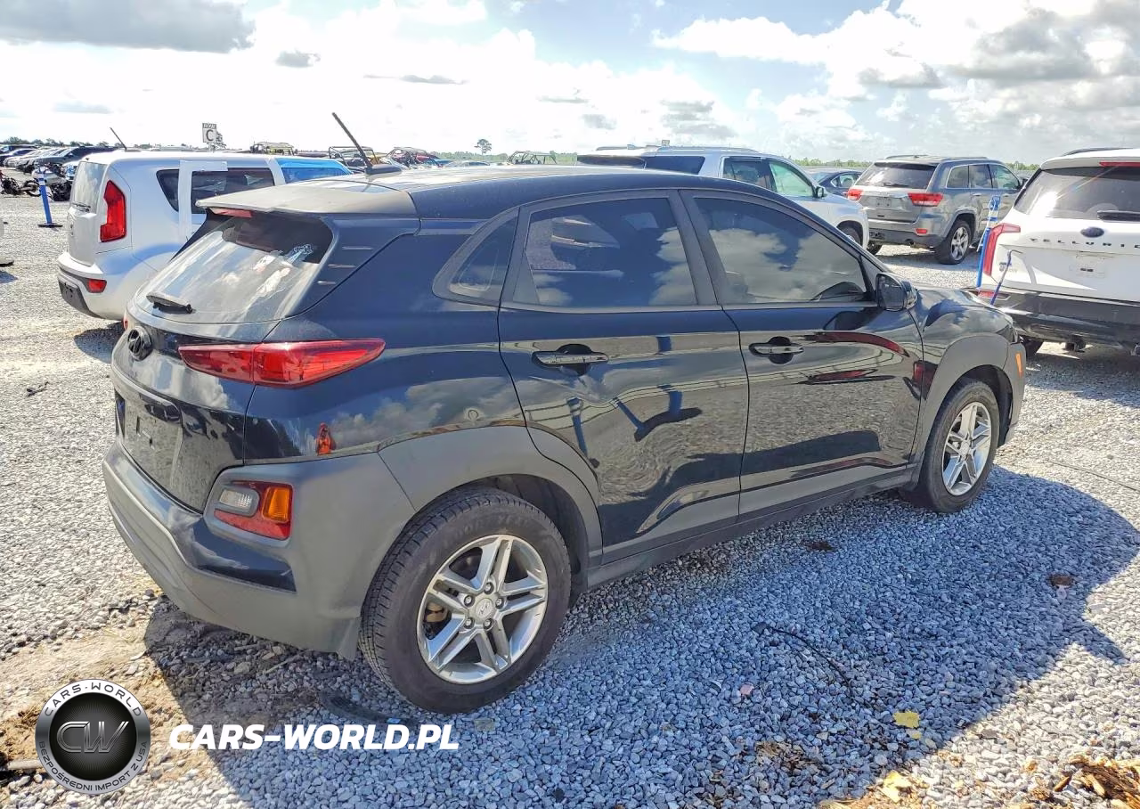 2018 Hyundai Kona Se VIN:KM8K12AA0JU091365 - 3