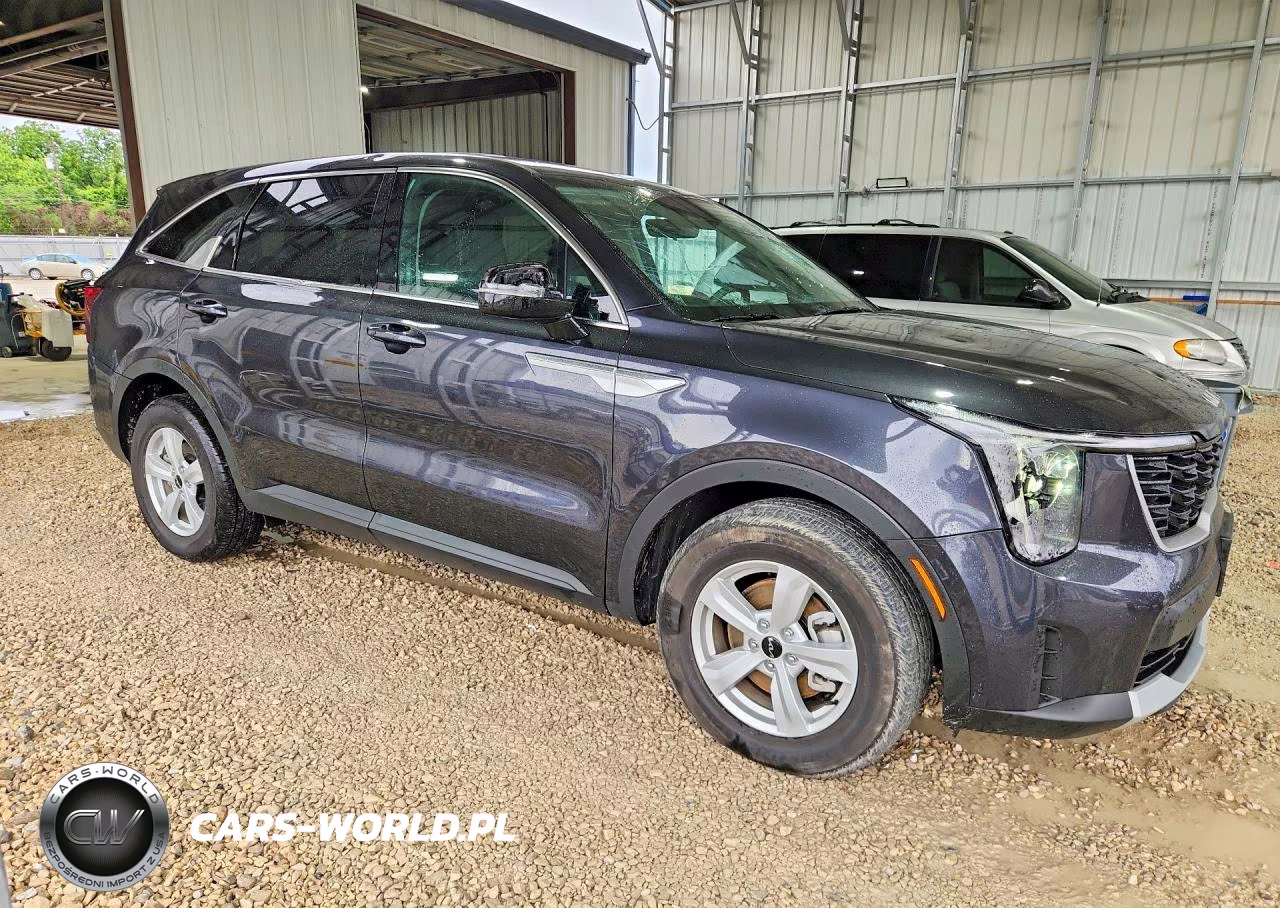 2026 Kia Sorento Lx VIN:5XYRG4JC7TG414460 - 4