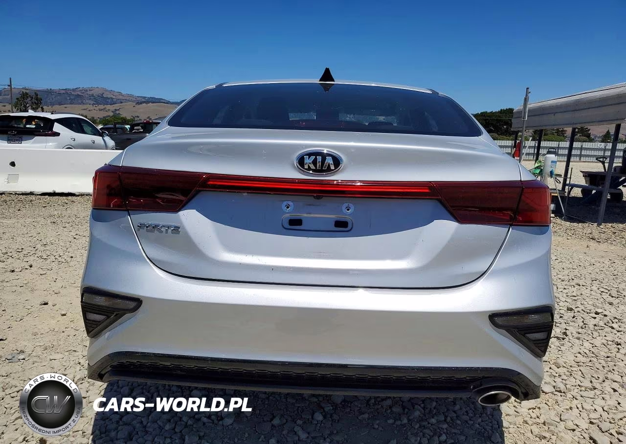 2021 Kia Forte Lxs VIN:3KPF24AD7ME315677 - 6