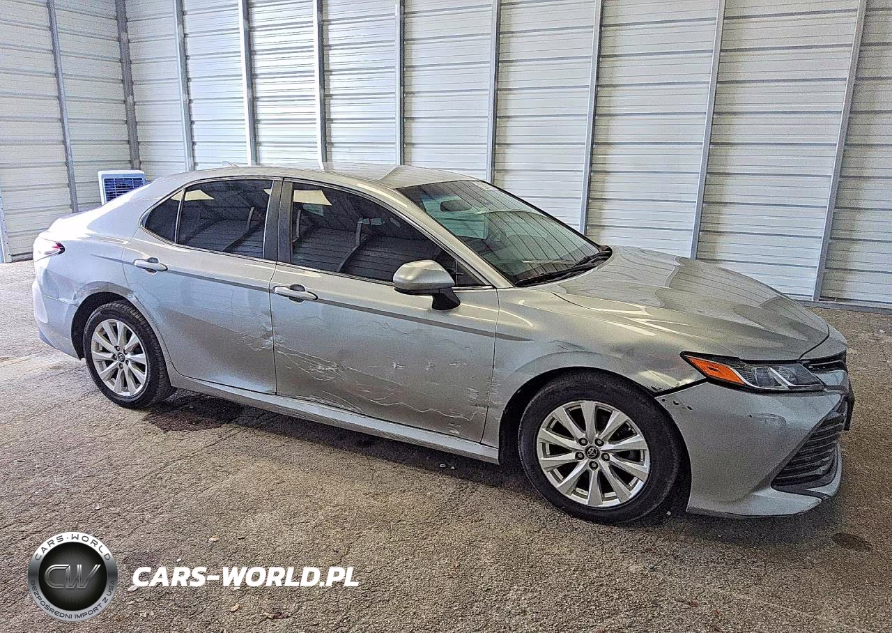 2019 Toyota Camry Le VIN:4T1B11HK7KU791491 - 4