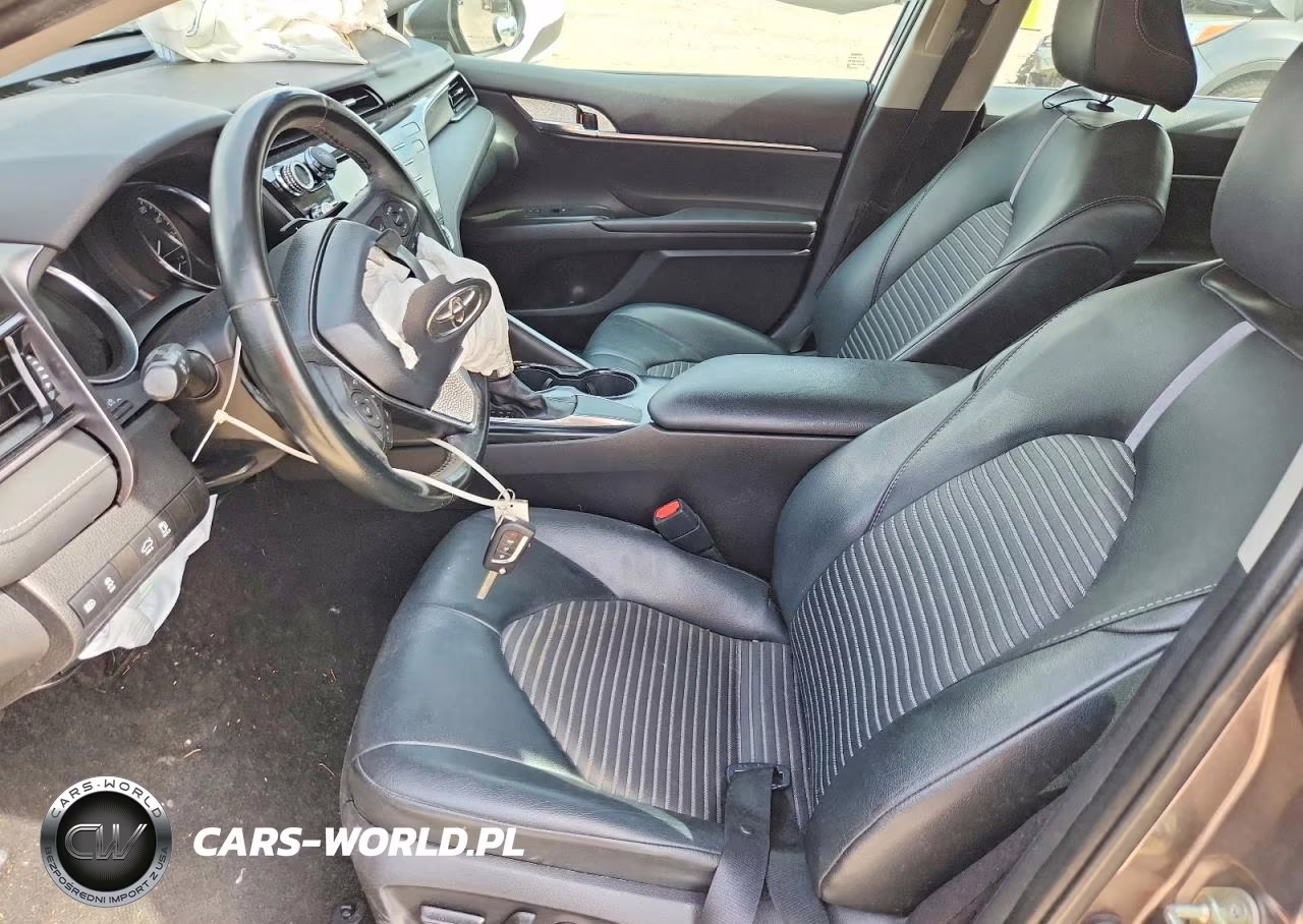 2020 Toyota Camry Se VIN:4T1G11AK1LU328876 - 7