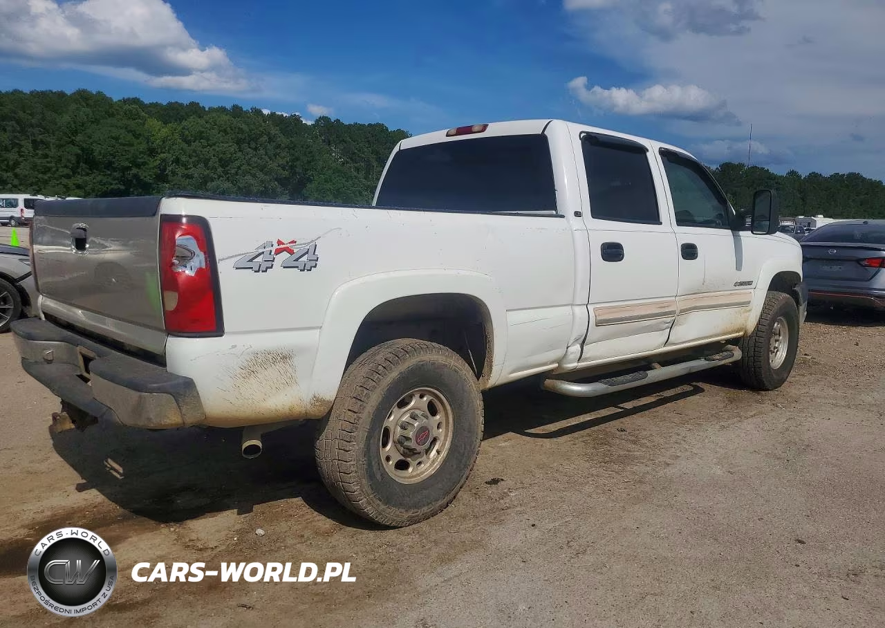 2004 Chevrolet Silverado K2500 Heavy Duty VIN:1GCHK23U14F160821 - 3
