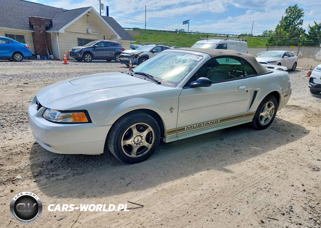 2003 Ford Mustang