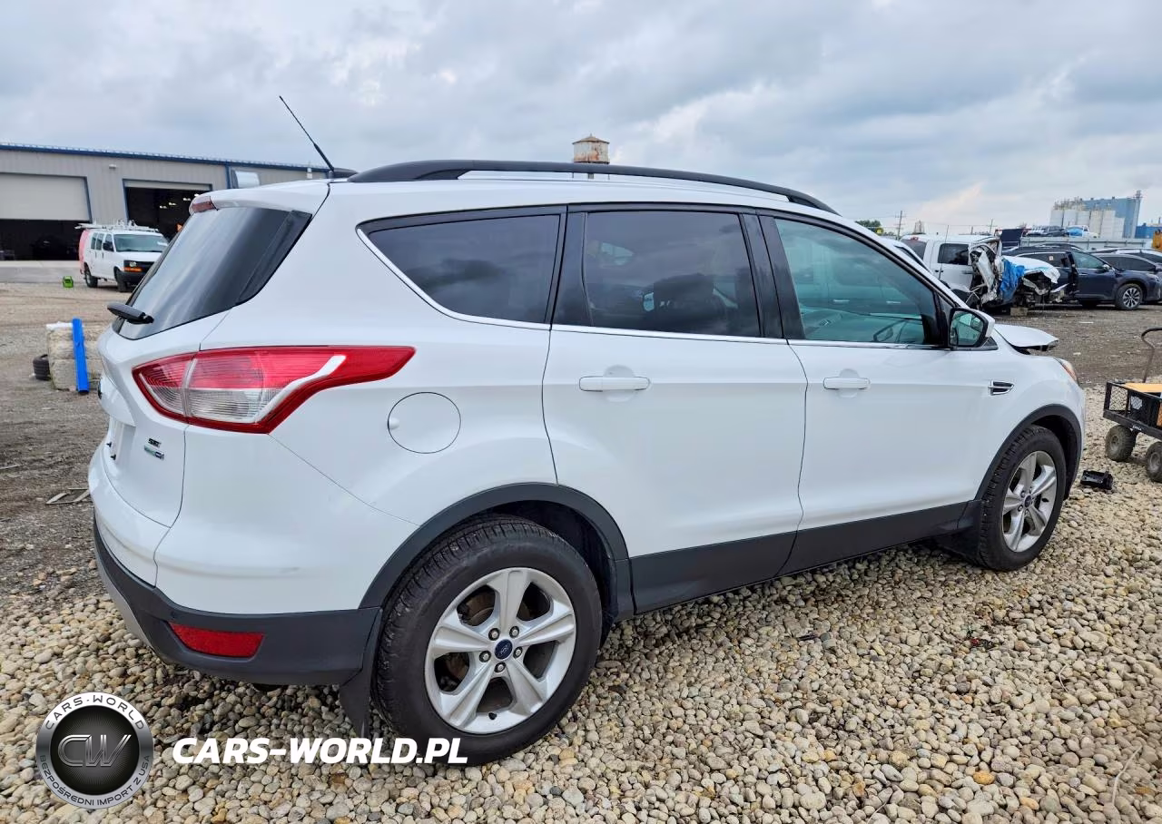2016 Ford Escape Se VIN:1FMCU9GX5GUB70572 - 3
