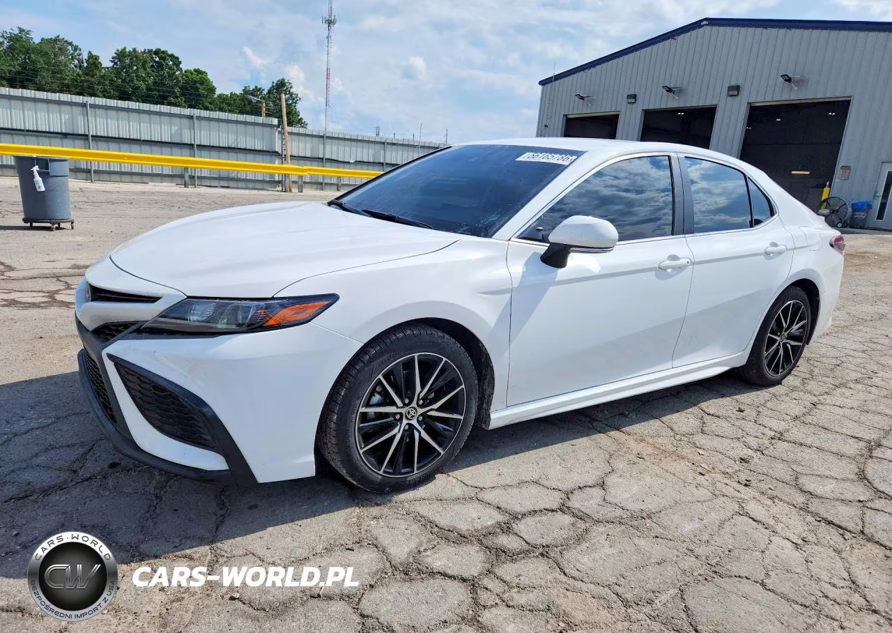 2021 Toyota Camry Se – zdjęcie 1 z 12