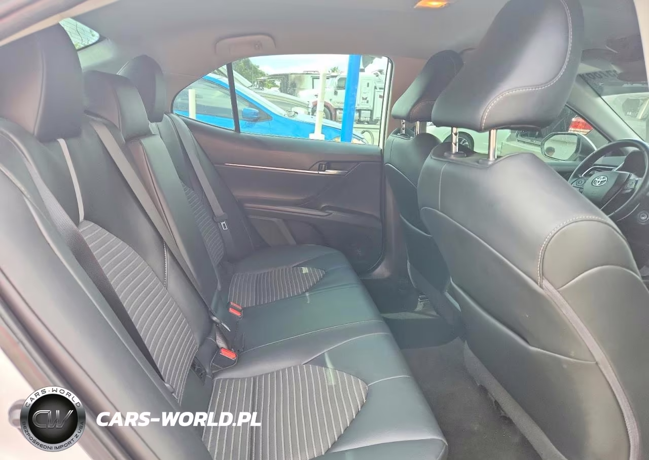 2021 Toyota Camry Se VIN:4T1G11AK3MU525906 - 10