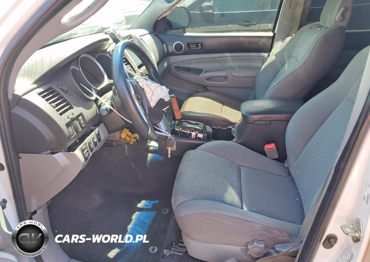 2014 Toyota Tacoma Double Cab VIN:3TMLU4EN3EM137595 - 7