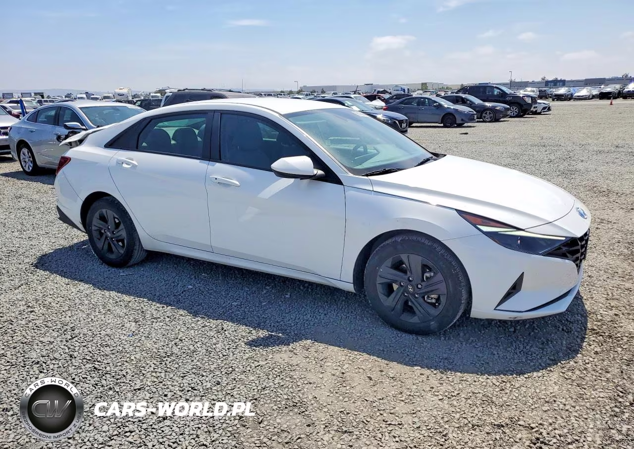 2023 Hyundai Elantra Blue VIN:KMHLM4AJ9PU082390 - 4