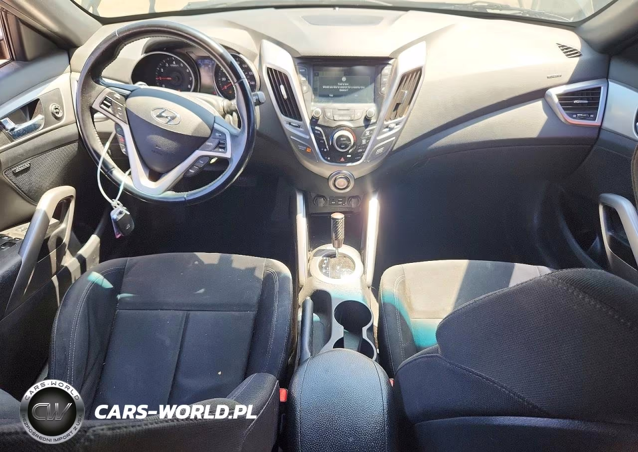 2017 Hyundai Veloster Value Edition VIN:KMHTC6AD1HU324647 - 8