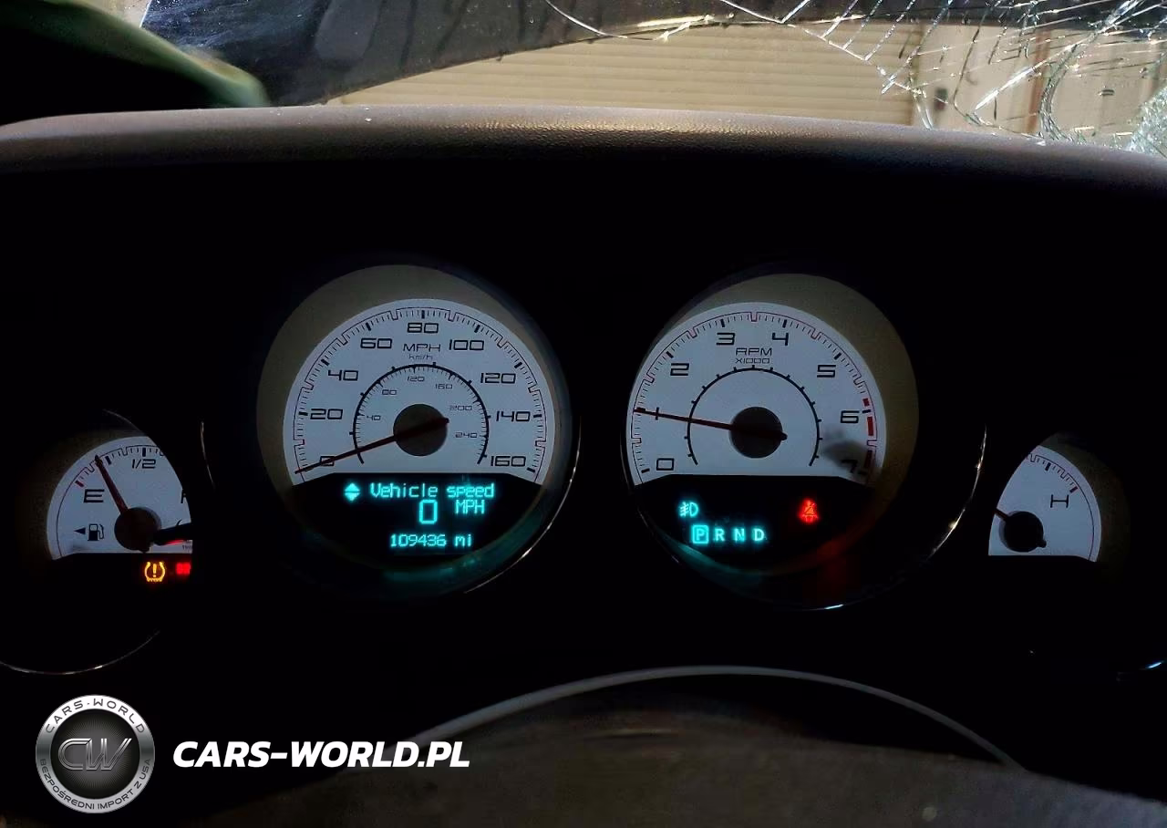 2012 Dodge Challenger R VIN:2C3CDYBT8CH105574 - 9