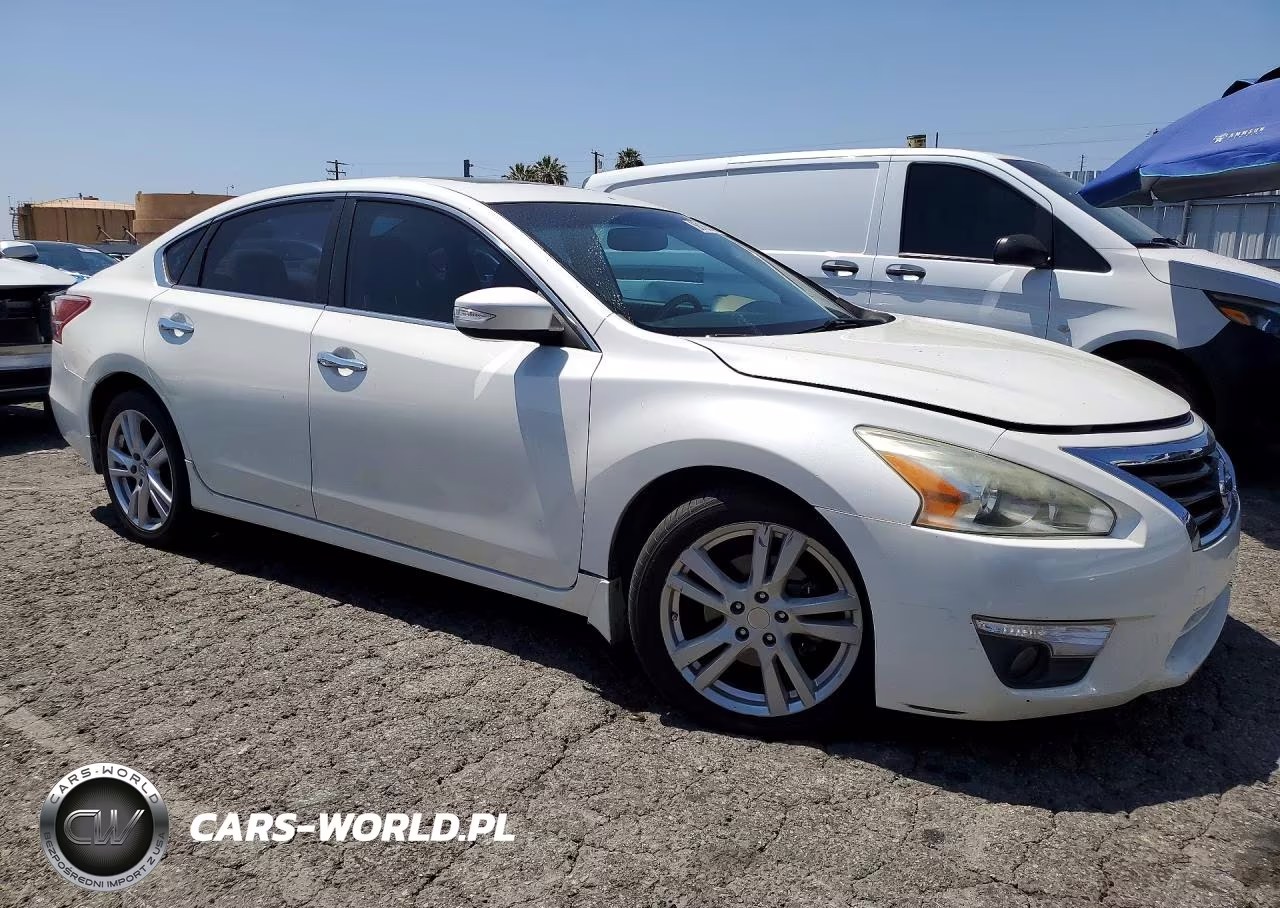 2013 Nissan Altima 3.5 S VIN:1N4BL3AP2DN523810 - 4