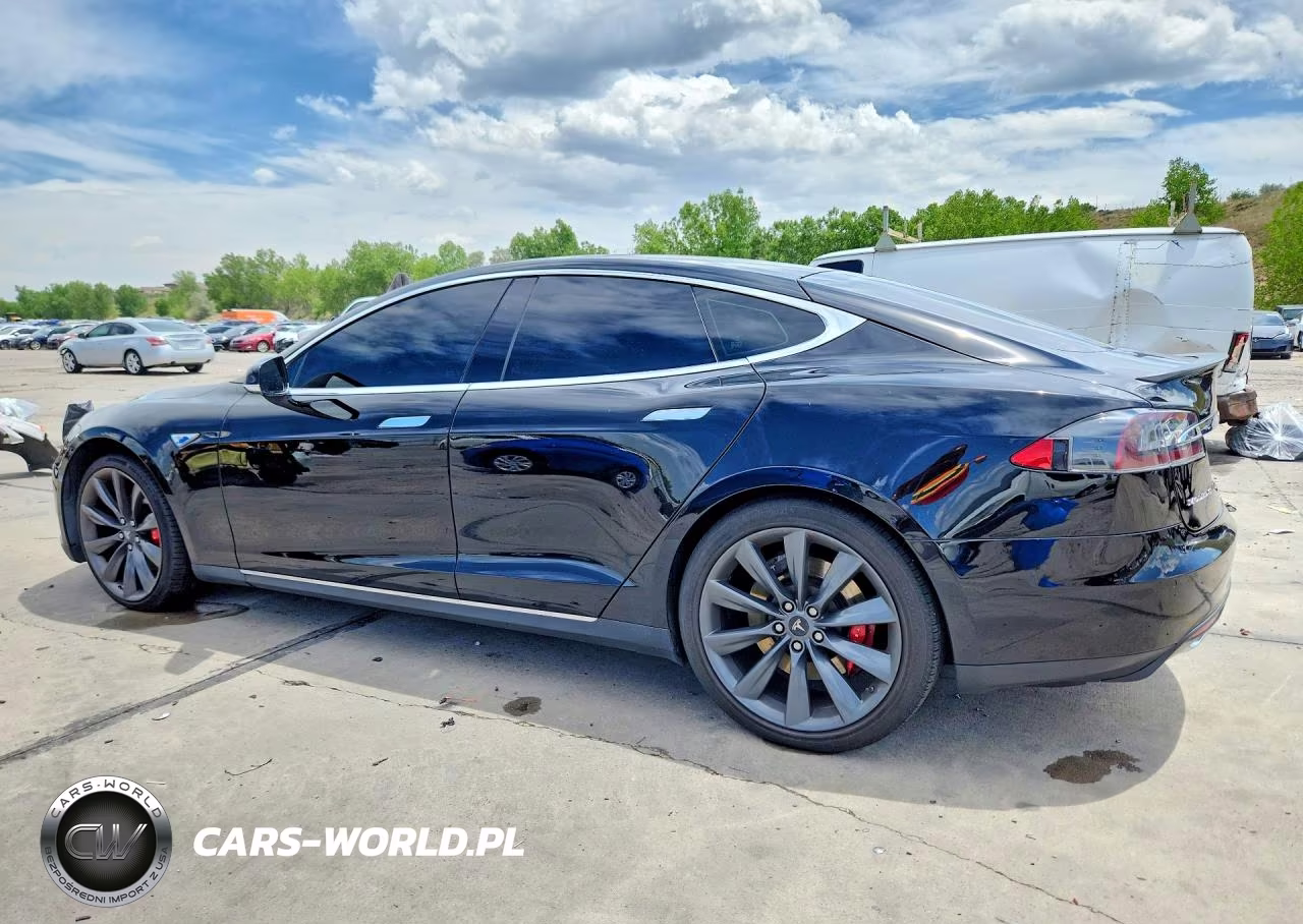 2014 Tesla Model S VIN:5YJSA1H27EFP68178 - 2