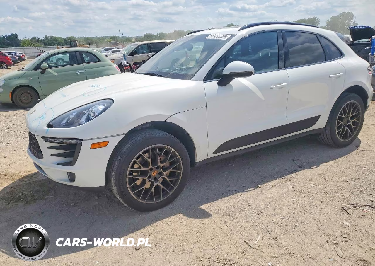2015 Porsche Macan S