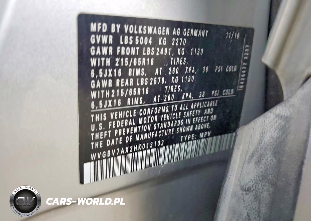 2017 Volkswagen Tiguan S VIN:WVGBV7AX2HK013102 - 13