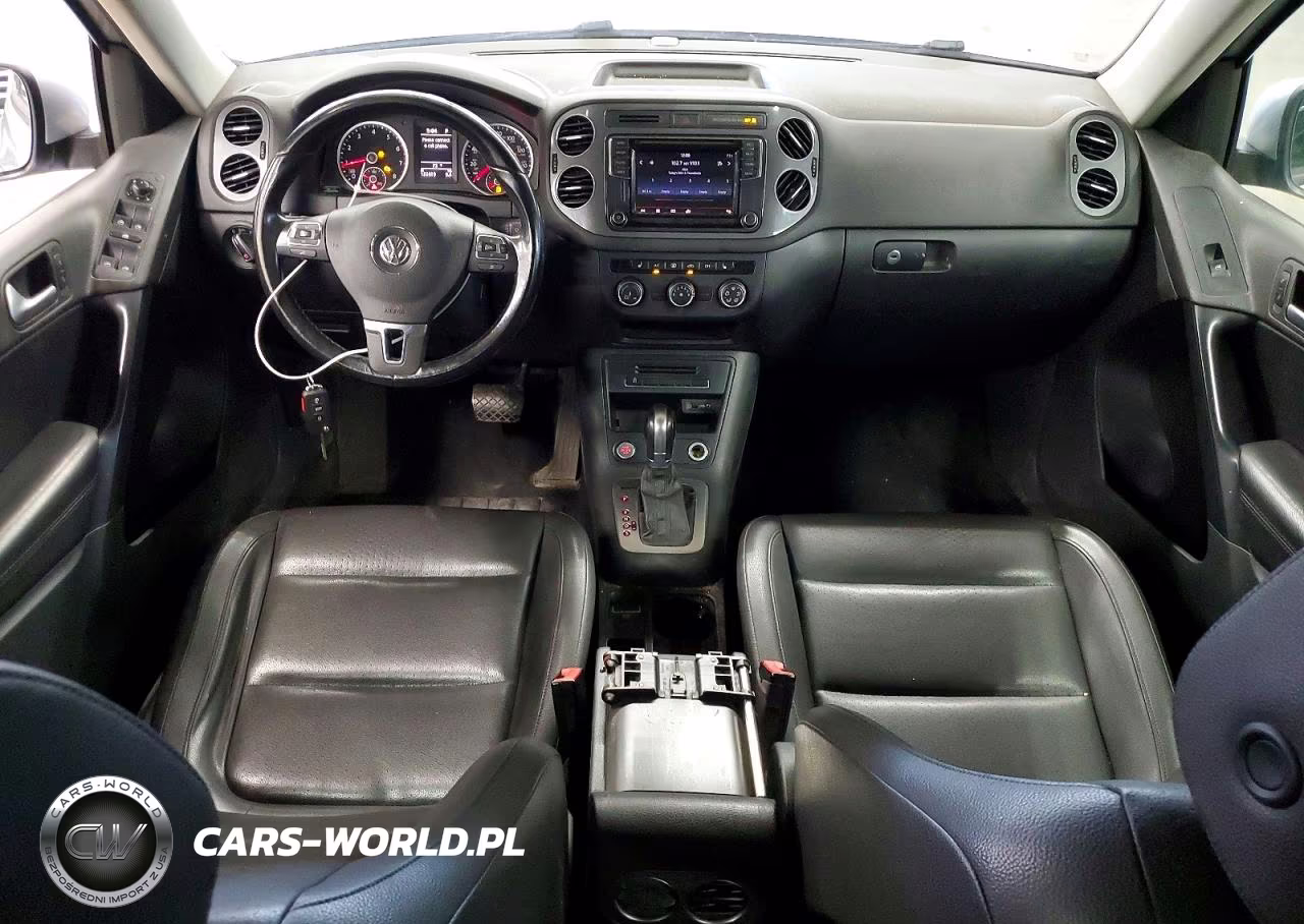 2017 Volkswagen Tiguan S VIN:WVGBV7AX2HK013102 - 8