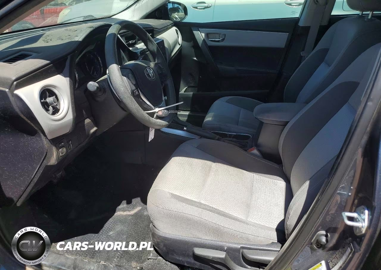 2017 Toyota Corolla Le VIN:2T1BURHE2HC800320 - 7