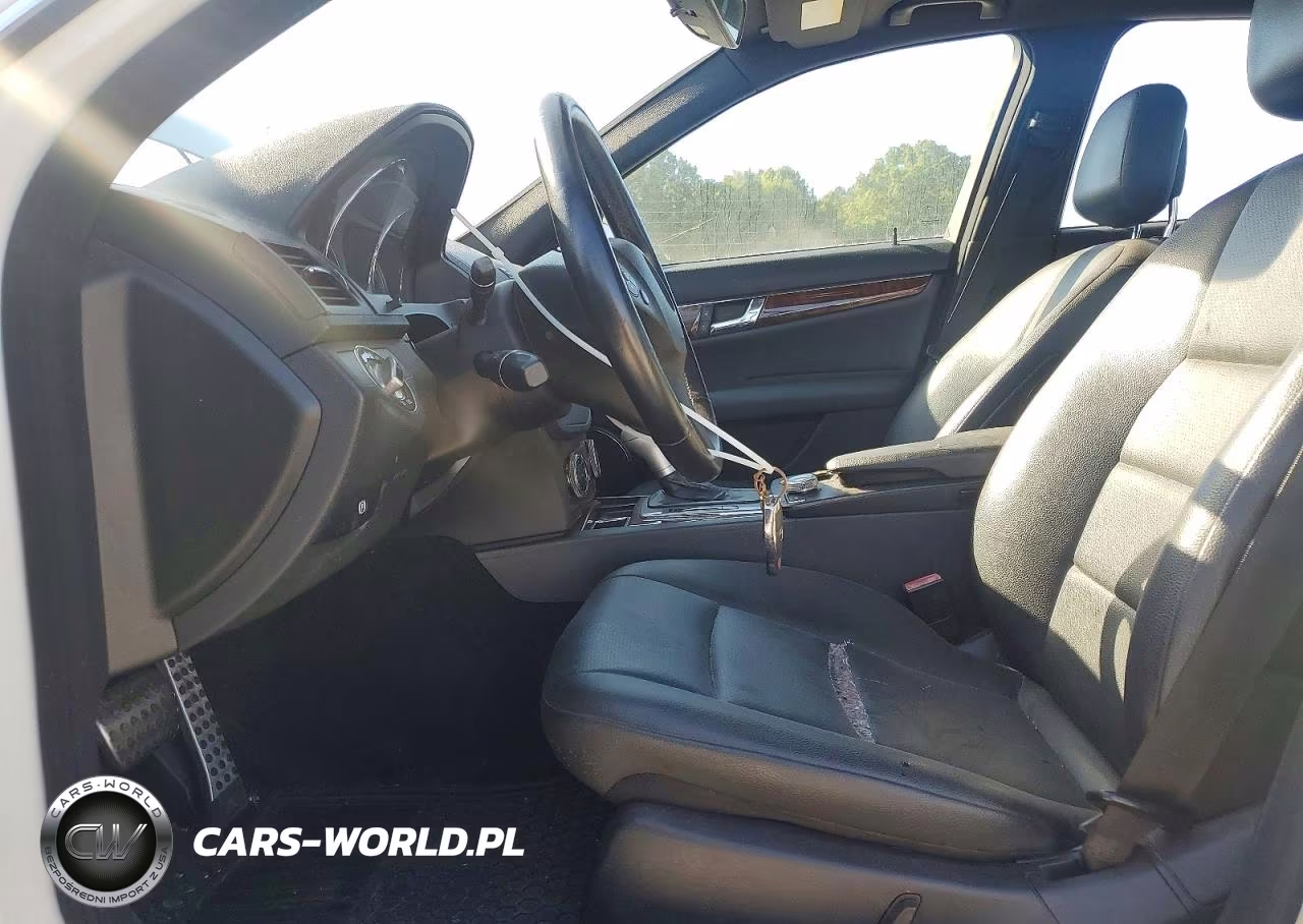 2010 Mercedes-Benz C 300 VIN:WDDGF5EB0AR107444 - 7