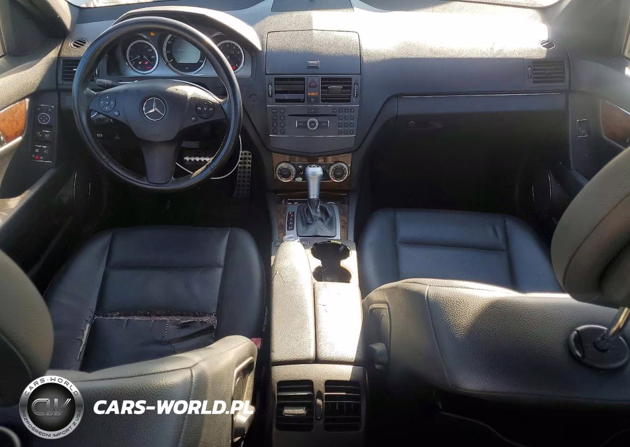 2010 Mercedes-Benz C 300 VIN:WDDGF5EB0AR107444 - 8