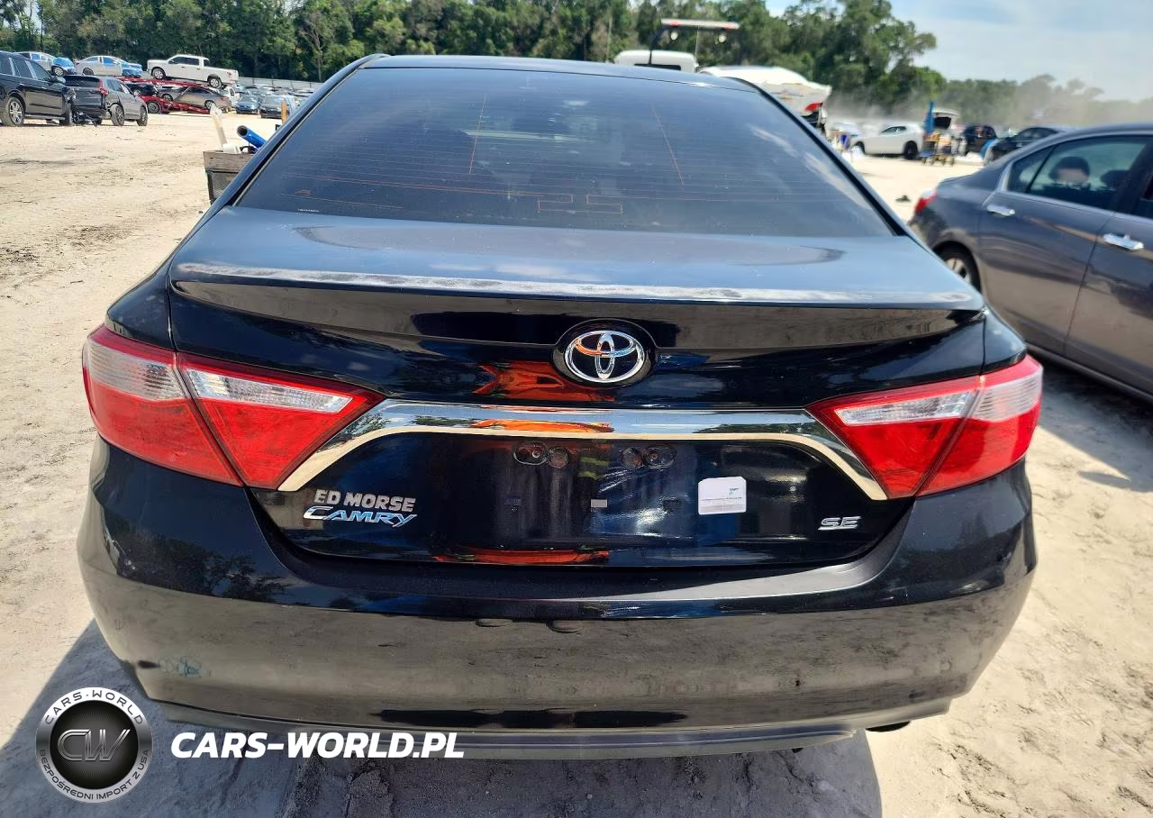 2015 Toyota Camry Se VIN:4T1BF1FK4FU948341 - 6