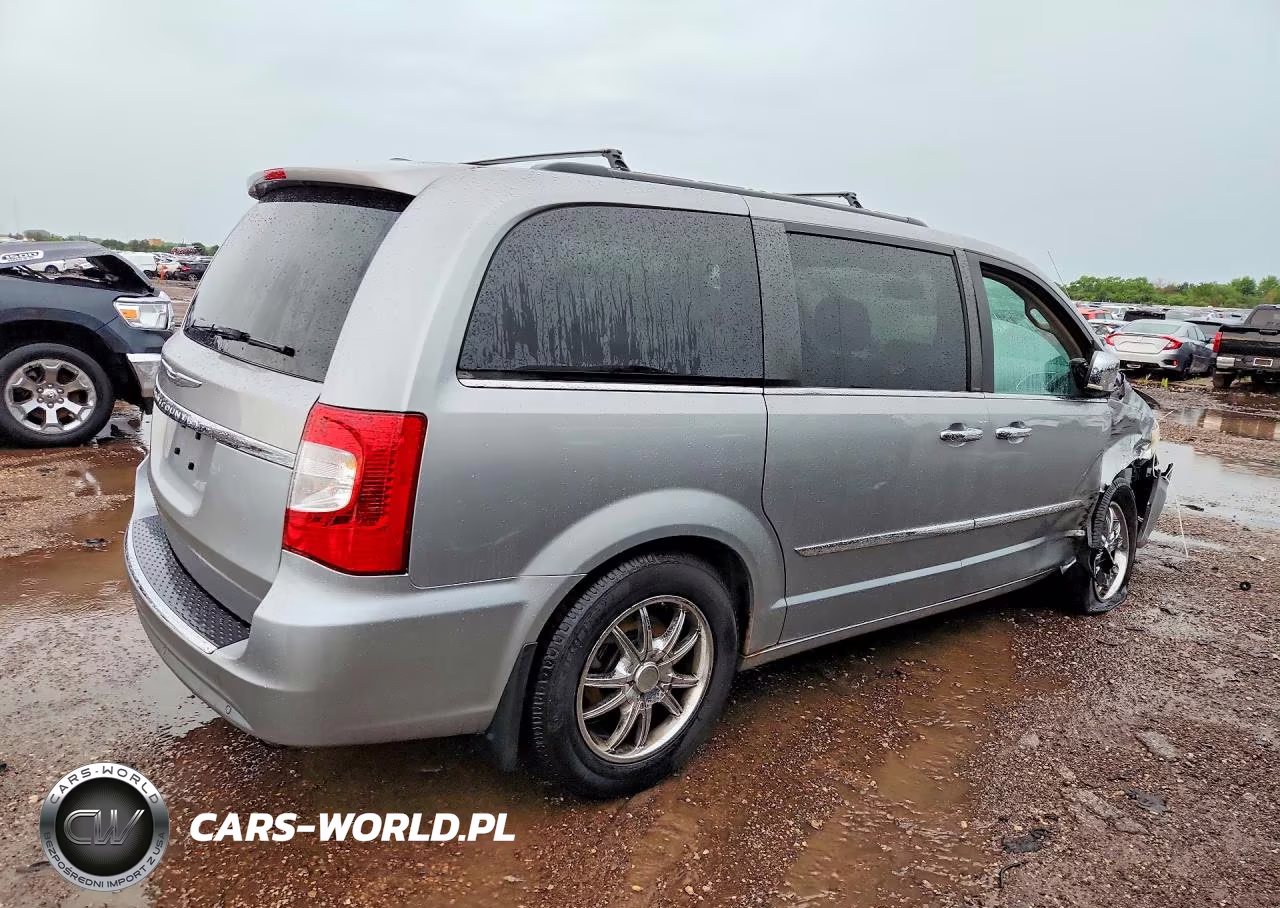 2013 Chrysler Town & Country Touring L VIN:2C4RC1CG7DR589542 - 3