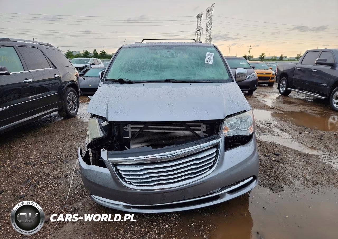 2013 Chrysler Town & Country Touring L VIN:2C4RC1CG7DR589542 - 5