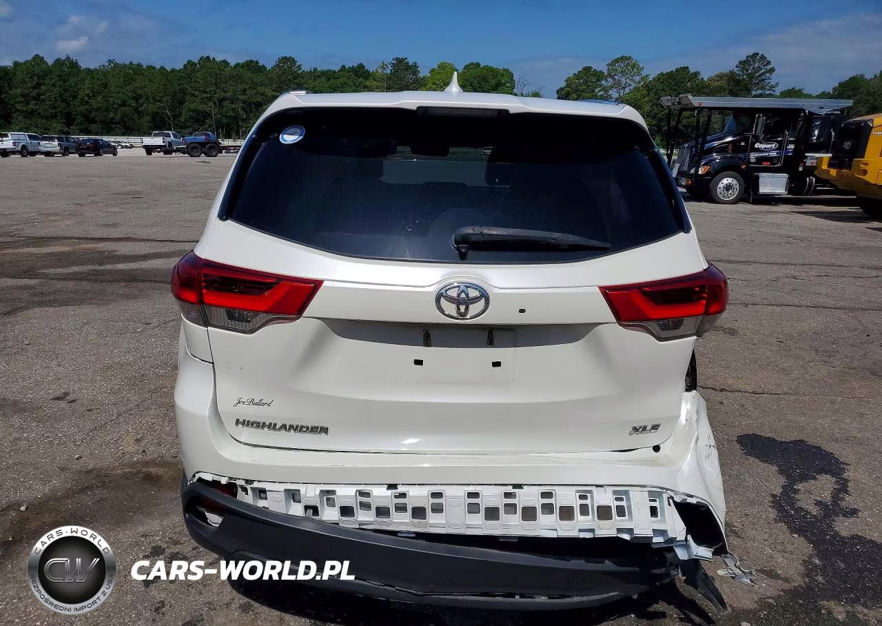 2017 Toyota Highlander Xle VIN:5TDKZRFH6HS515397 - 6