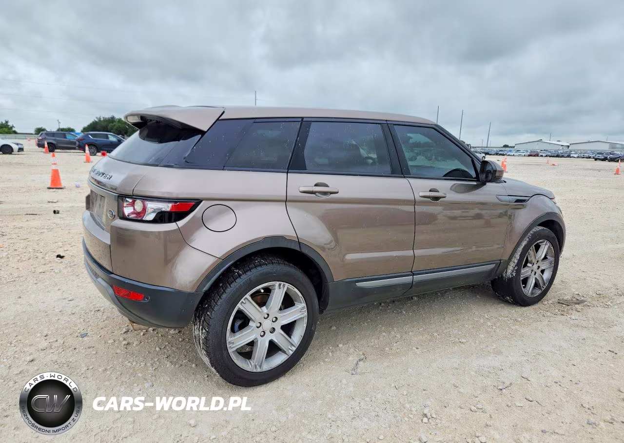 2015 Land Rover Range Rover Evoque Pure Plus VIN:SALVP2BGXFH073743 - 3