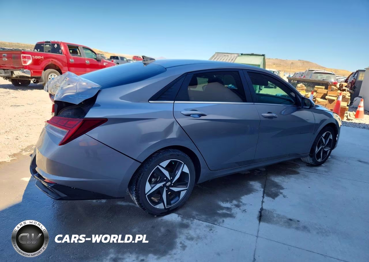 2023 Hyundai Elantra Limited VIN:KMHLN4AJ0PU081416 - 3
