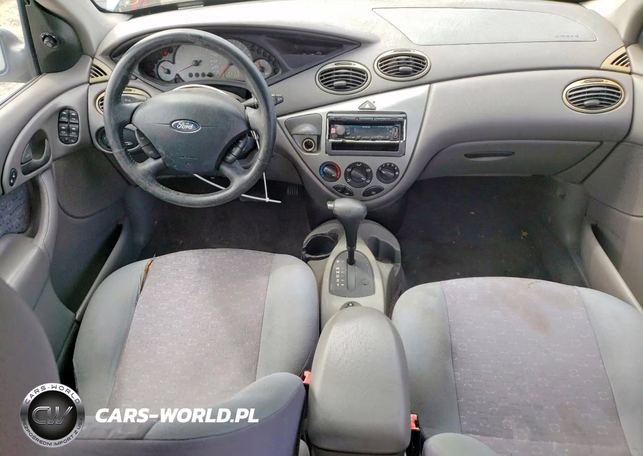 2003 Ford Focus VIN:3FAFP37Z43R141742 - 8