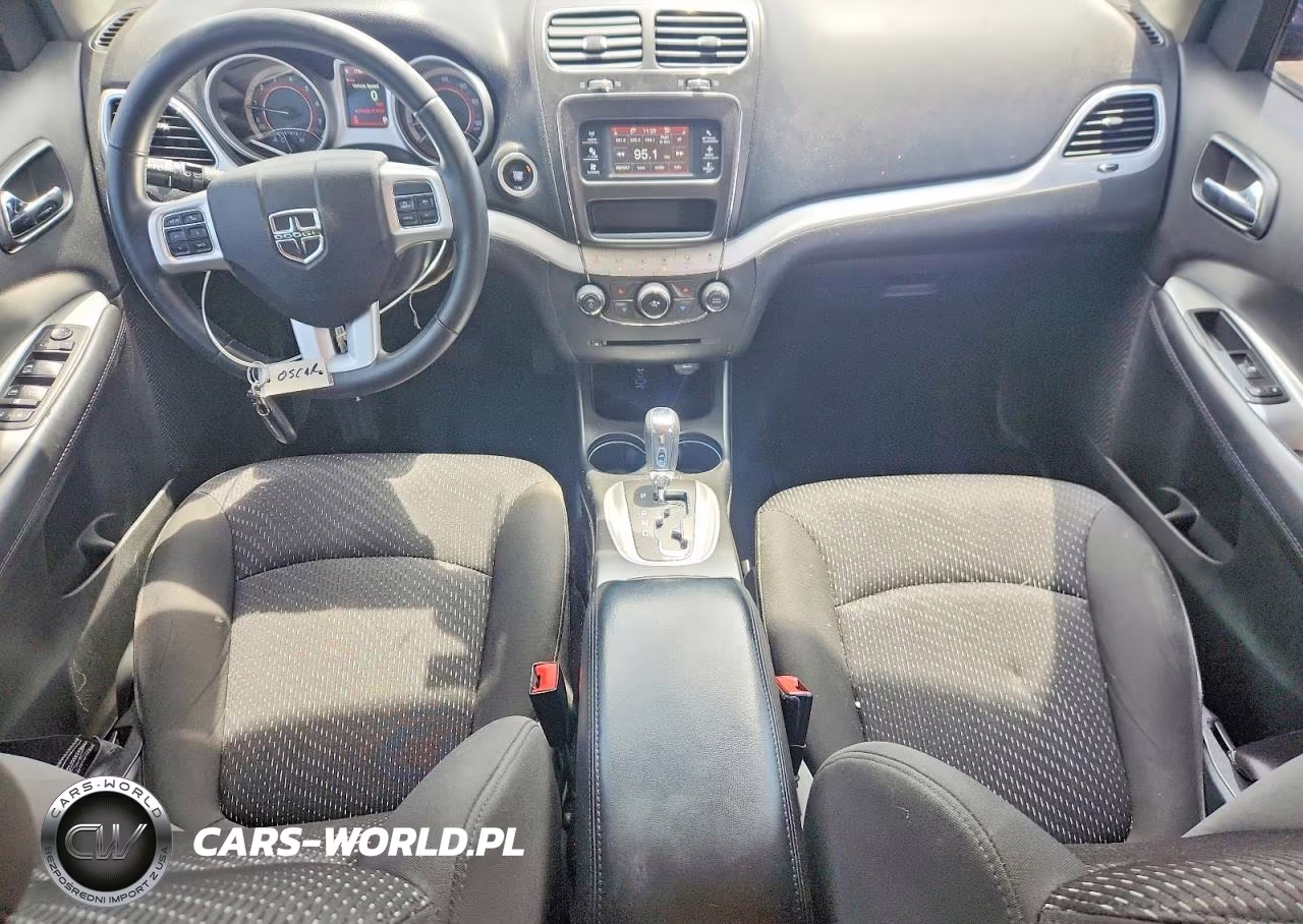 2018 Dodge Journey Se VIN:3C4PDCABXJT385897 - 8