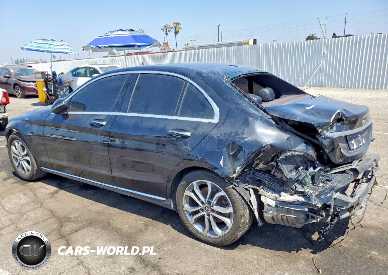 2018 Mercedes-Benz C 300 VIN:55SWF4JB5JU234653 - 2