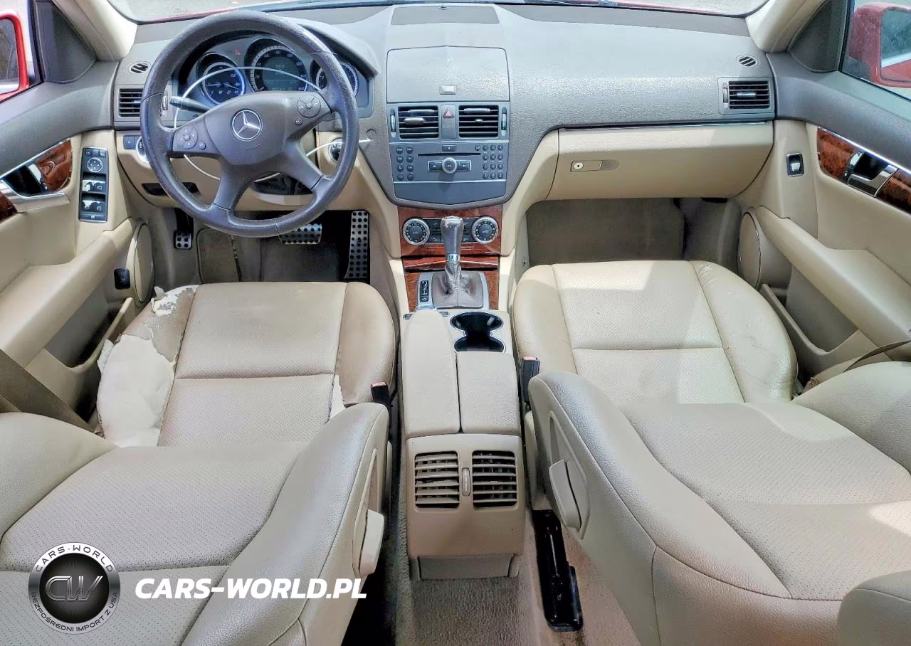 2011 Mercedes-Benz C 300 VIN:WDDGF5EB8BA510104 - 8