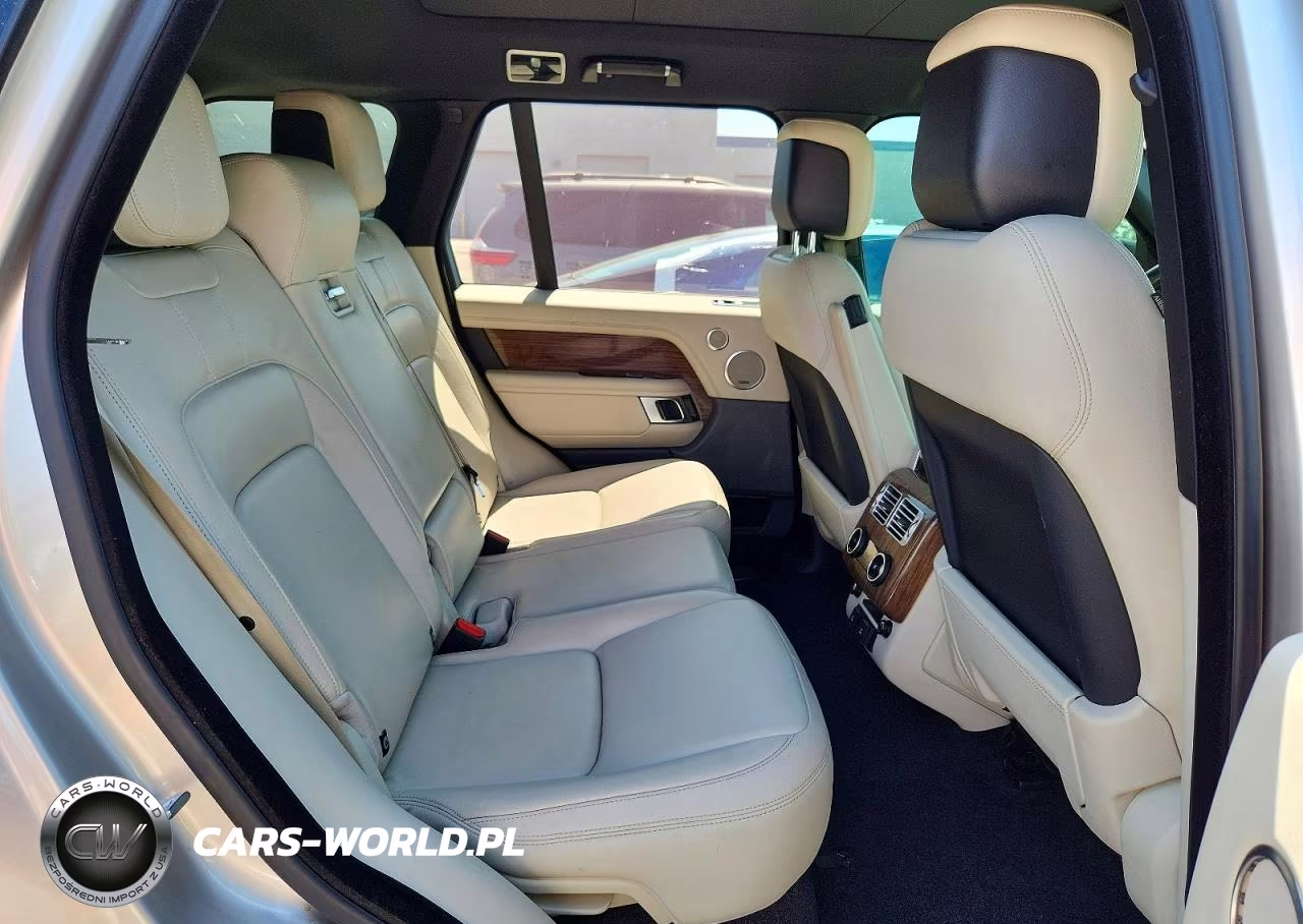 2019 Land Rover Range Rover VIN:SALGR2RV9KA546025 - 11