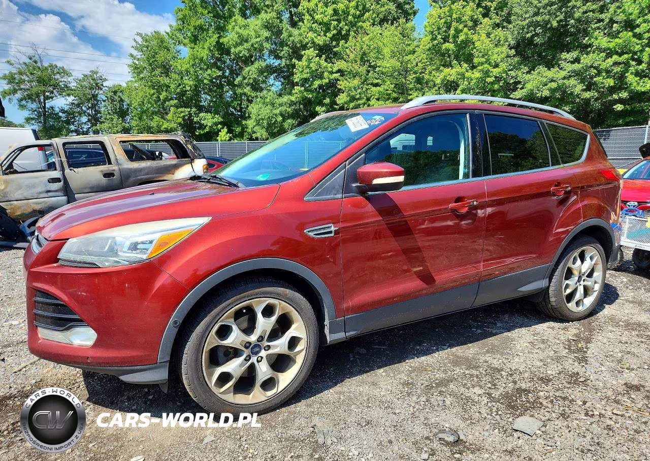 2014 Ford Escape Titanium – zdjęcie 1 z 13