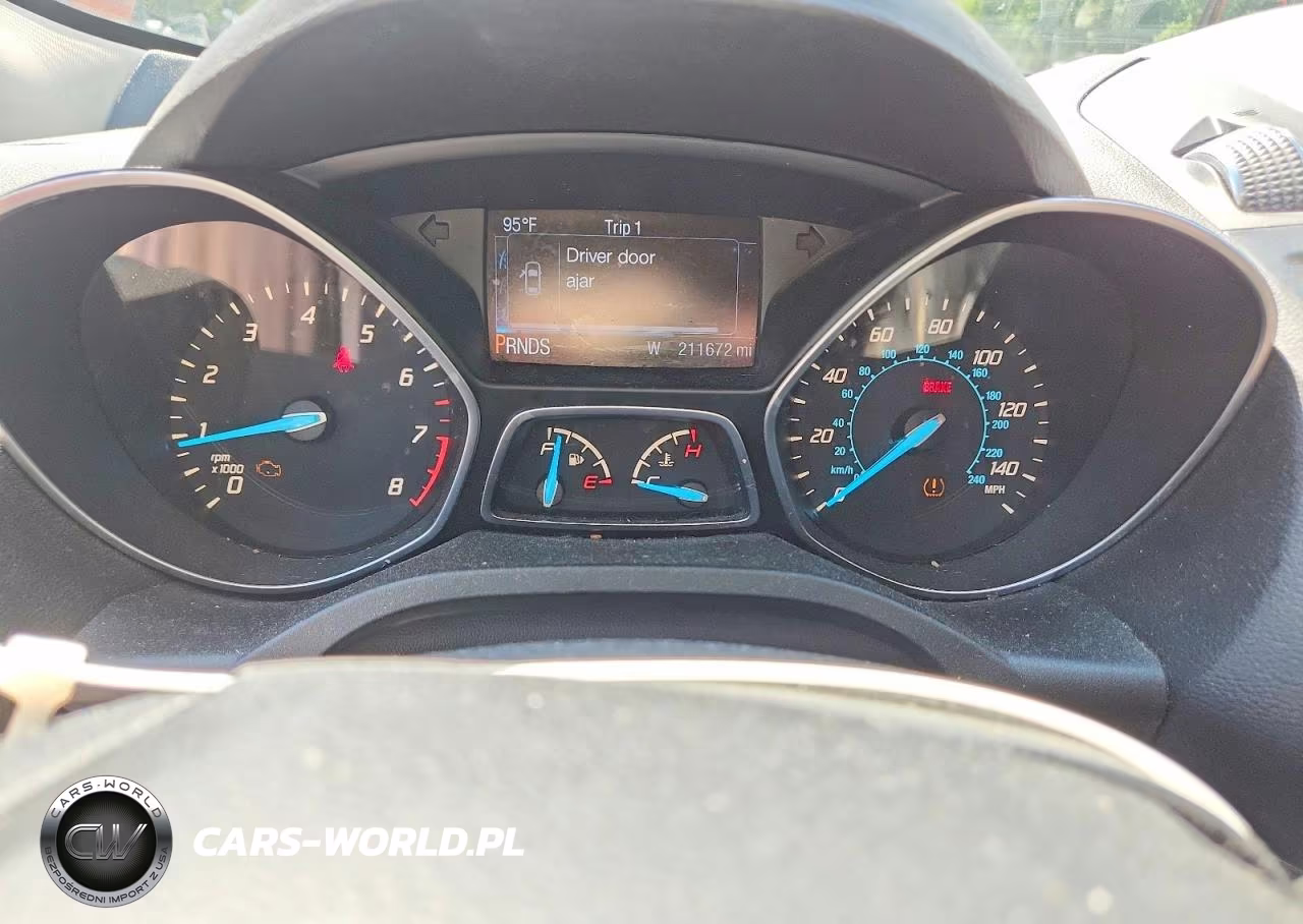 2014 Ford Escape Titanium VIN:1FMCU0J97EUC27065 - 9