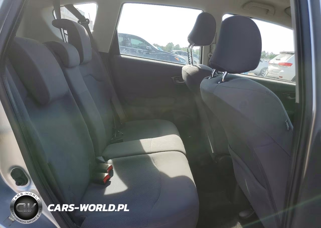 2012 Honda Fit VIN:JHMGE8H38CC039403 - 10