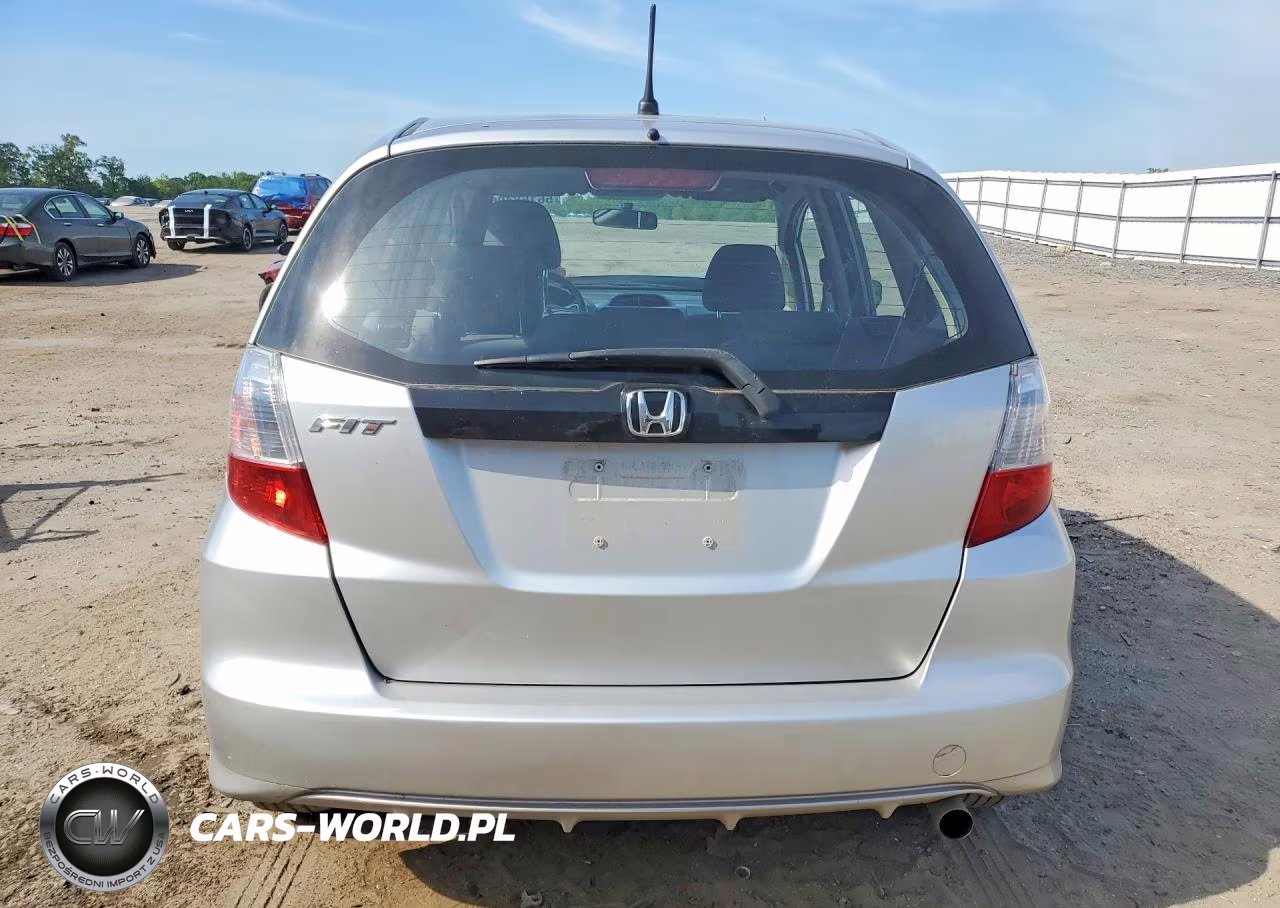 2012 Honda Fit VIN:JHMGE8H38CC039403 - 6