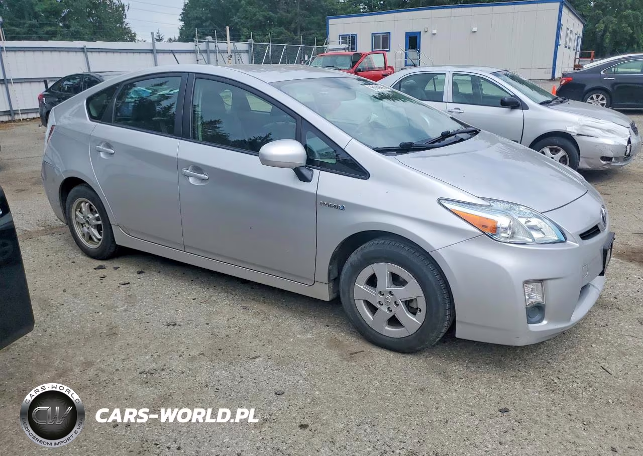 2010 Toyota Prius Iii VIN:JTDKN3DU2A0093498 - 4